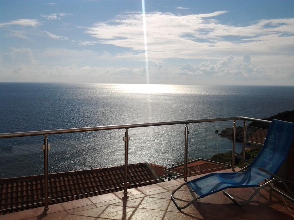 Apartment Oliva Ulcinj Esterno foto